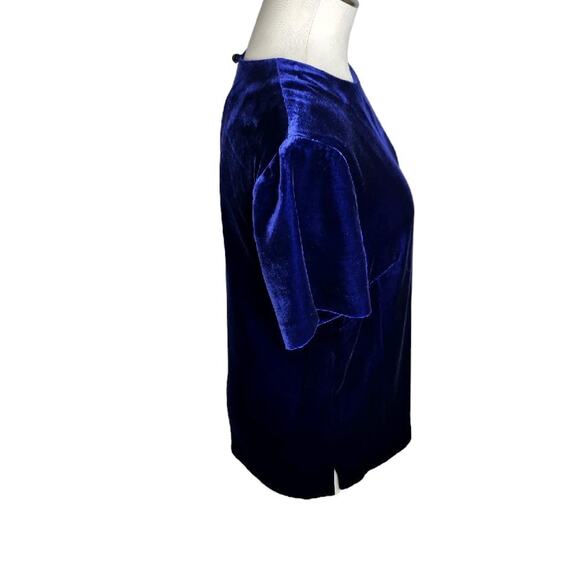 St. John Blue Velvet Short Sleeve Blouse Top Womens Small - Picture 4 of 11